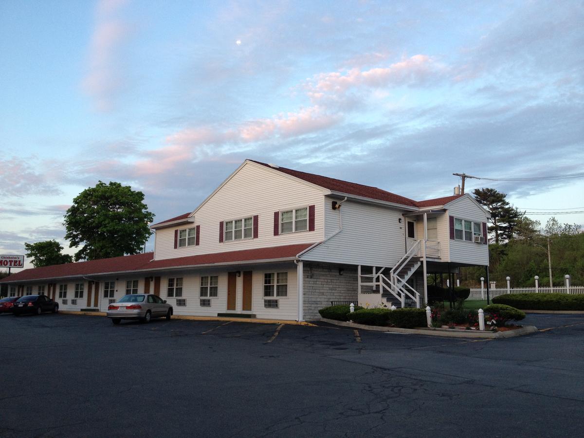 Chisholm'S Motor Inn Saugus Eksteriør bilde