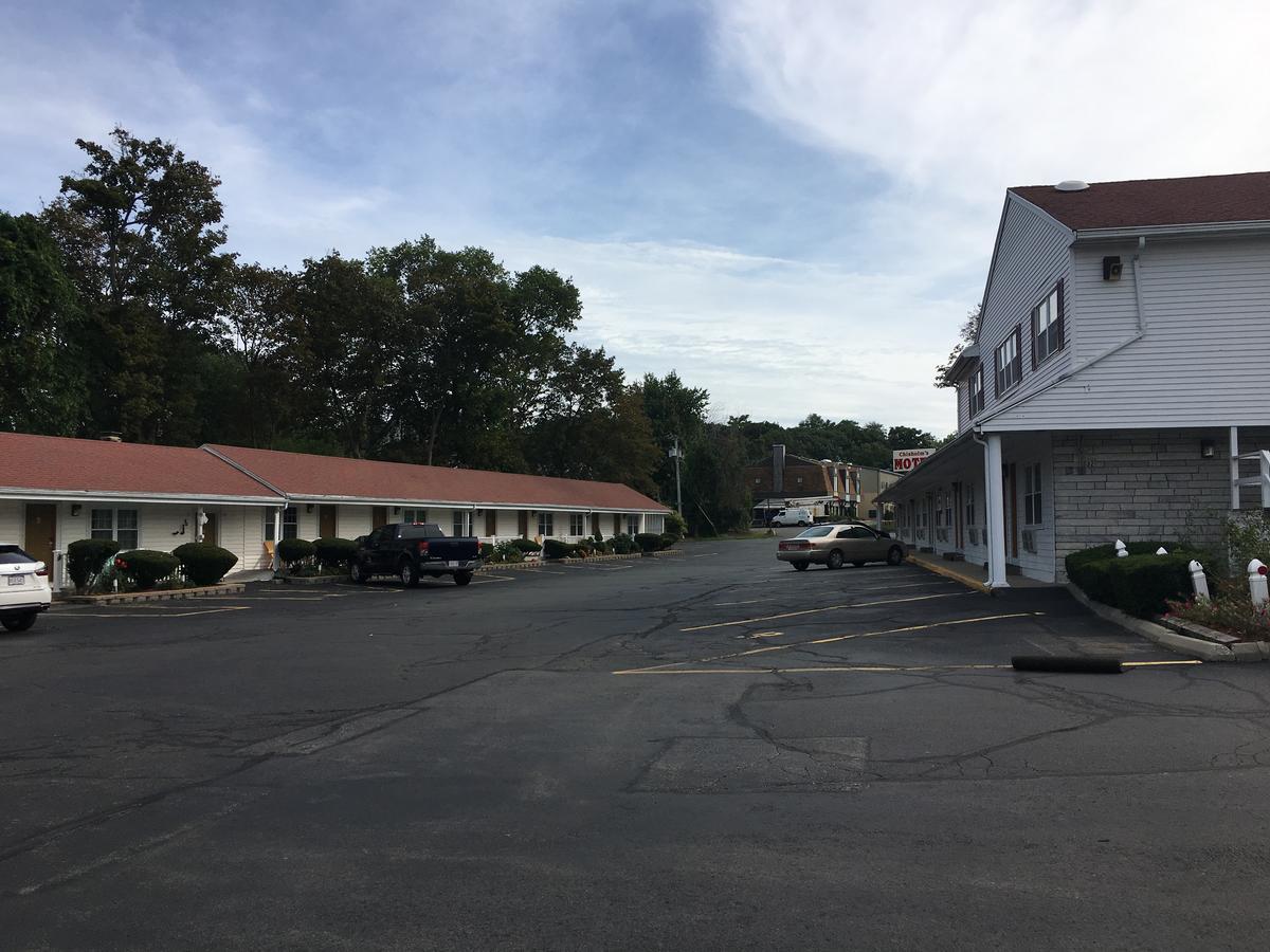 Chisholm'S Motor Inn Saugus Eksteriør bilde