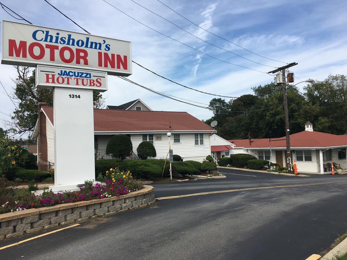 Chisholm'S Motor Inn Saugus Eksteriør bilde